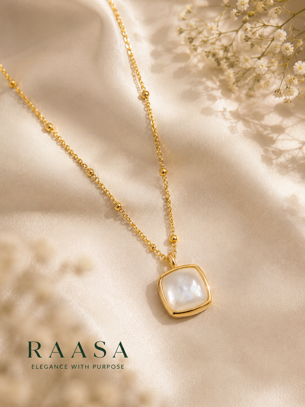 Pearl Pendant Necklace